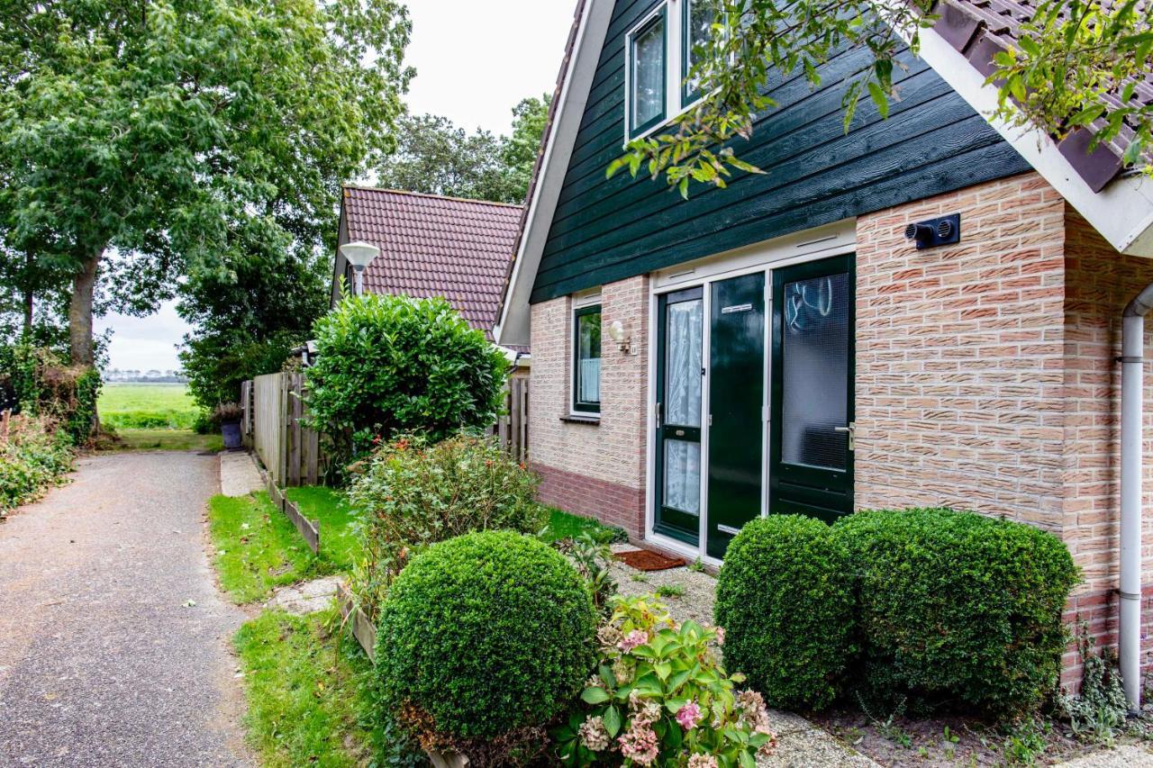 Bungalow 40 Op Recreatiepark De Wielen Синт-Мартен Экстерьер фото