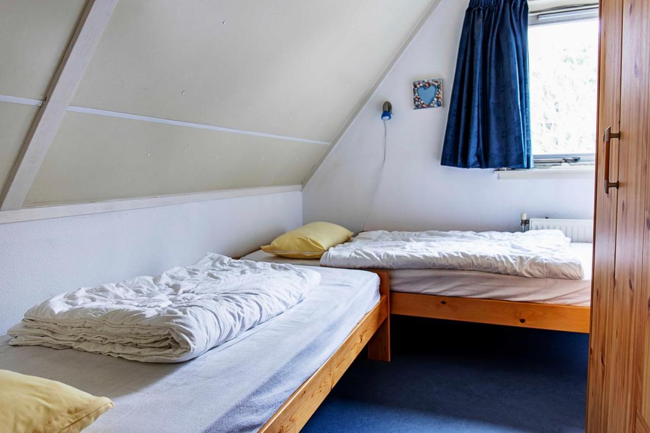 Bungalow 40 Op Recreatiepark De Wielen Синт-Мартен Экстерьер фото