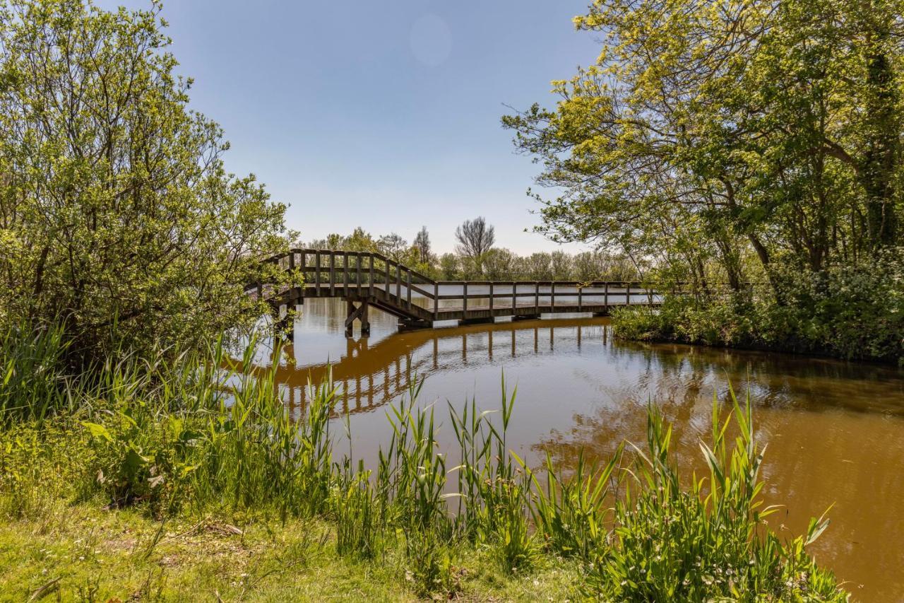 Bungalow 40 Op Recreatiepark De Wielen Синт-Мартен Экстерьер фото