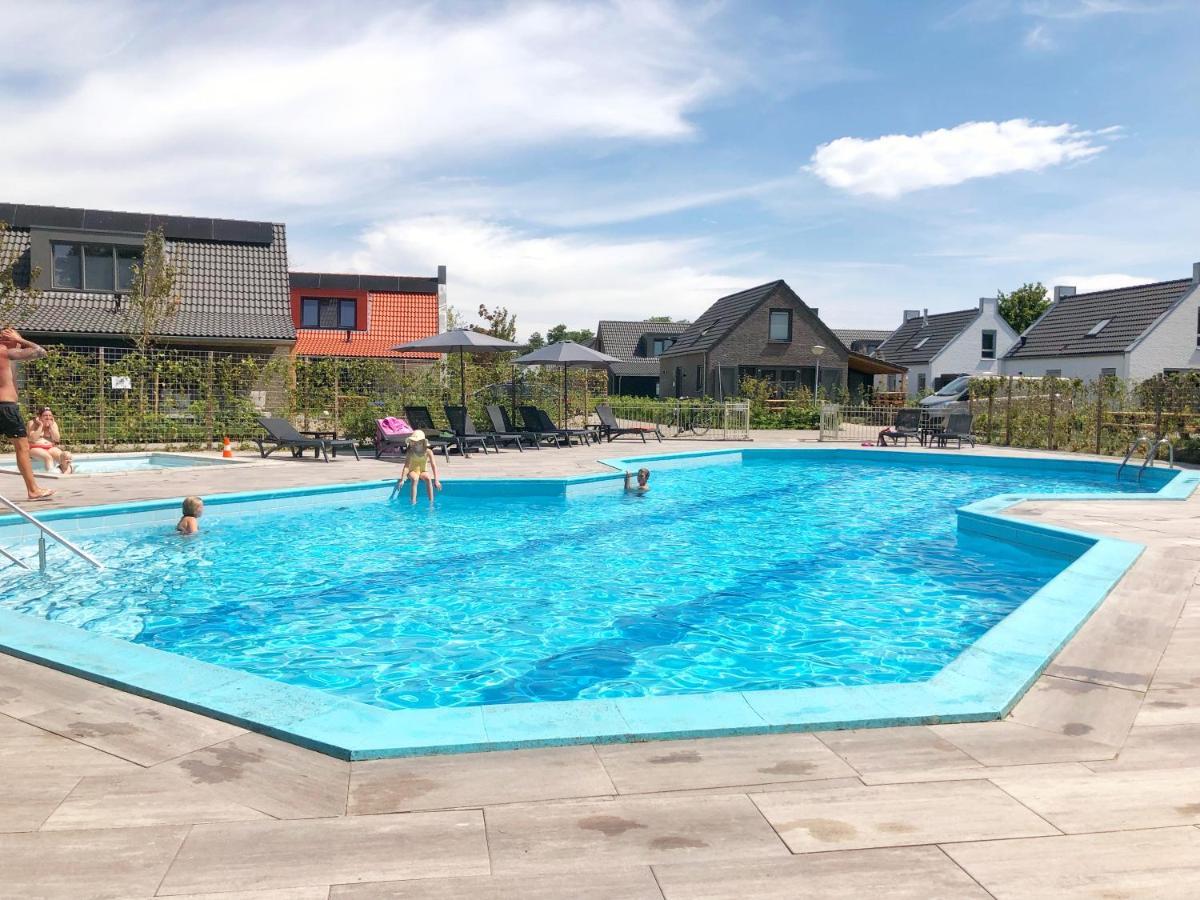Bungalow 40 Op Recreatiepark De Wielen Синт-Мартен Экстерьер фото