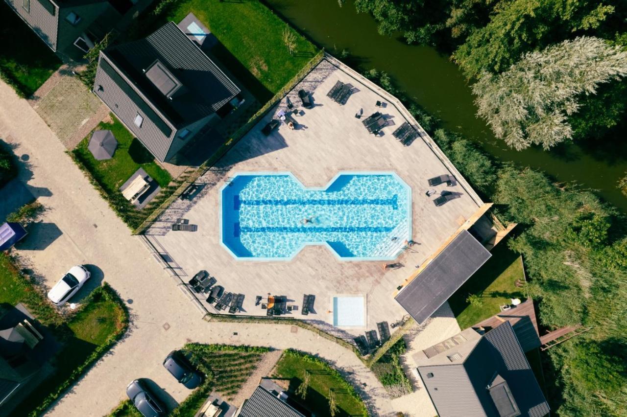 Bungalow 40 Op Recreatiepark De Wielen Синт-Мартен Экстерьер фото